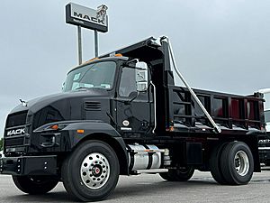 2025 Mack MD742 - Dump Truck