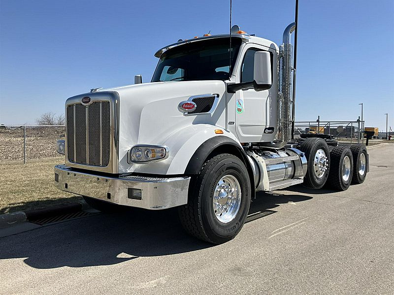 2026 Peterbilt 567
