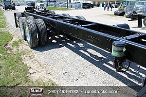 2013 Mack GU713
