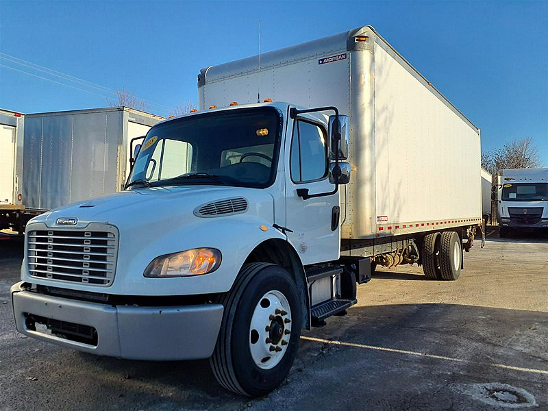 2018 Freightliner M2 106