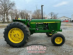 1985 John Deere 2955 - Tractor