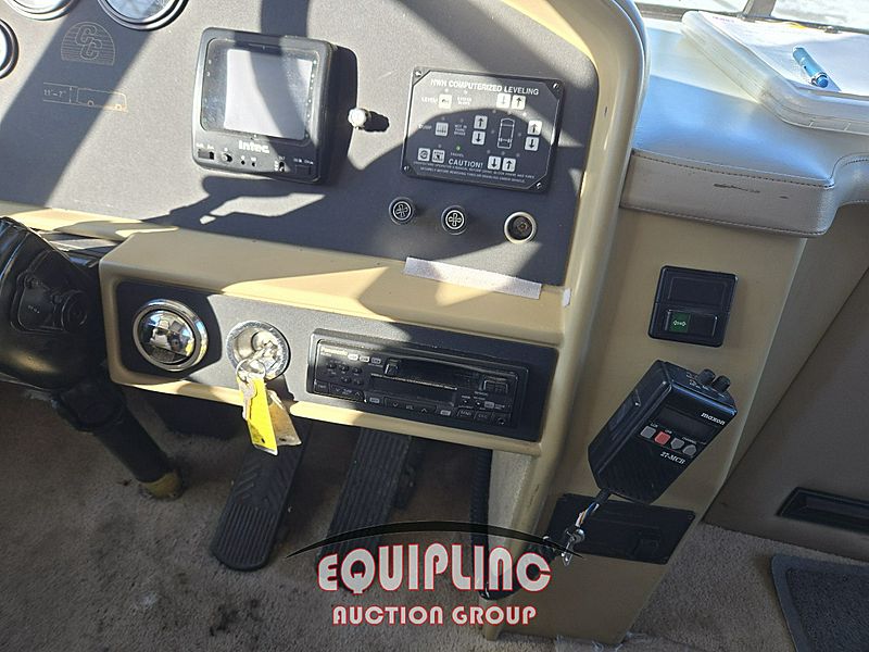 1996 COUNTRY COACH INTRIGUE