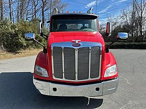 2019 Peterbilt 579 - Day Cab