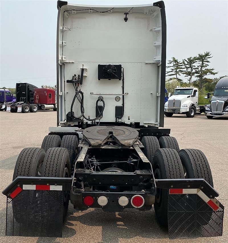 2021 Kenworth T680