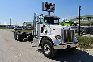 2014 Peterbilt 365 - Cab & Chassis