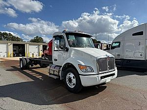 2025 Kenworth T280