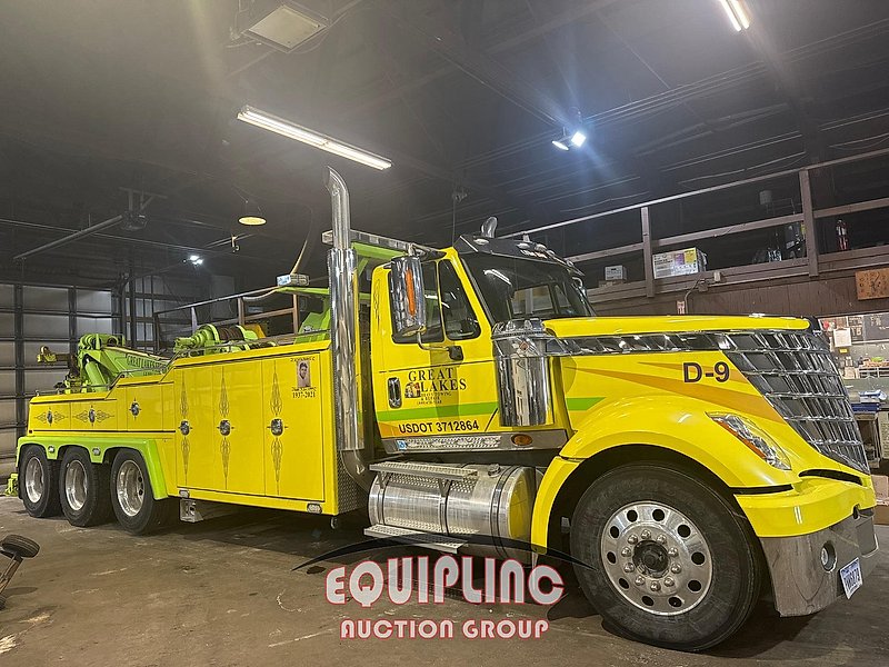 2011 International Prostar+