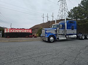 2025 Kenworth W900L