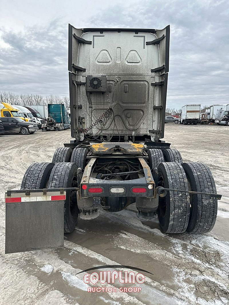 2019 Freightliner CASCADIA