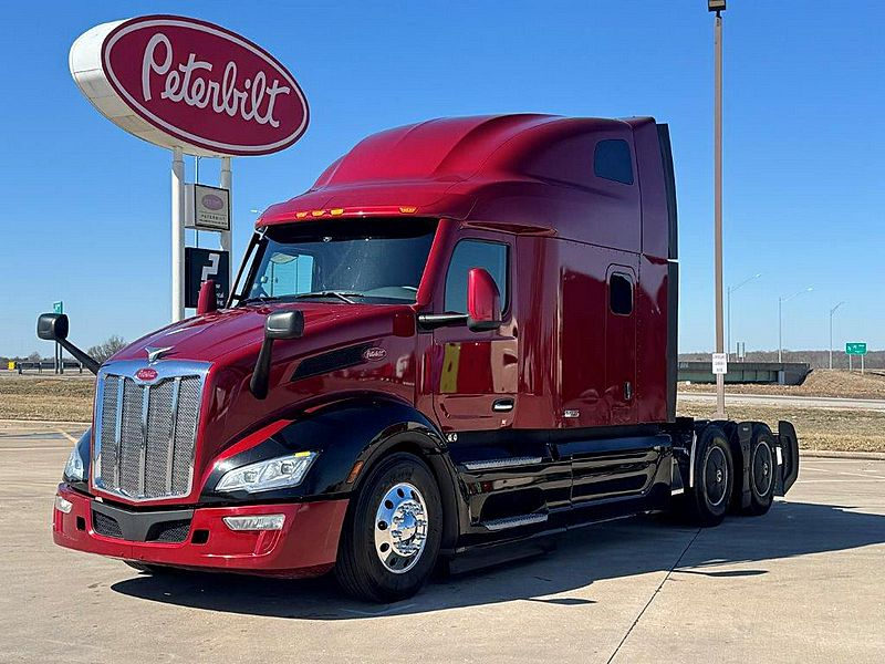 バルバディーン 2023 Peterbilt 579 For Sale | 80