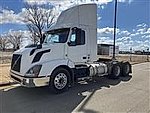 2018 Volvo VNL
