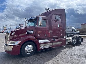 2020 Western Star 5700 XE - Sleeper Truck