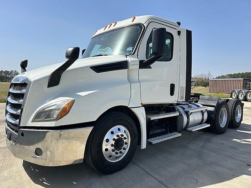 2019 Freightliner Cascadia 125