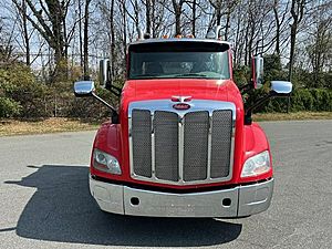 2019 Peterbilt 579 - Day Cab
