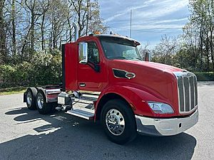 2019 Peterbilt 579 - Day Cab