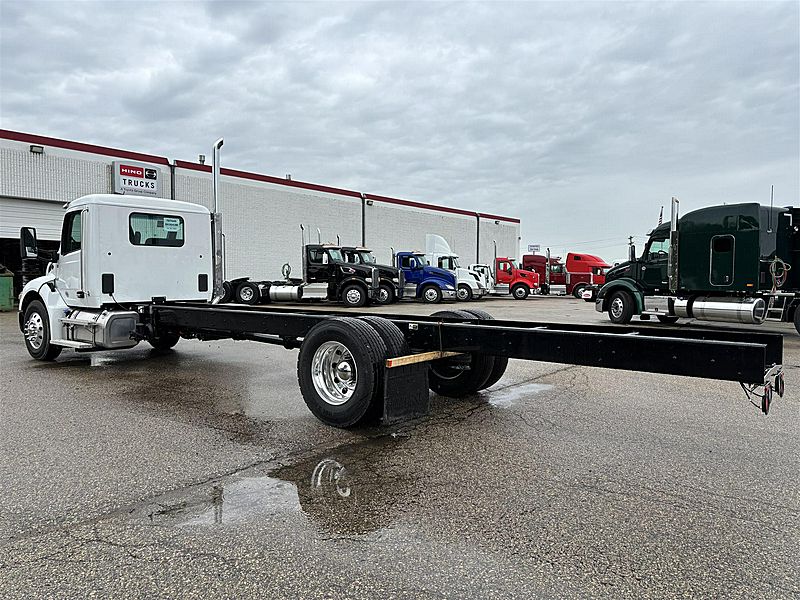 2026 Peterbilt 536