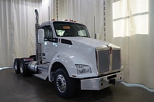 2026 Kenworth T880