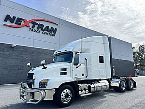 2021 Mack Anthem AN64T - Sleeper Truck