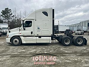 2011 Freightliner Cascadia