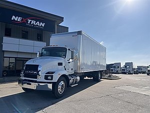 2025 Mack MD642