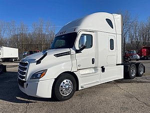 2019 Freightliner Cascadia - Sleeper Truck