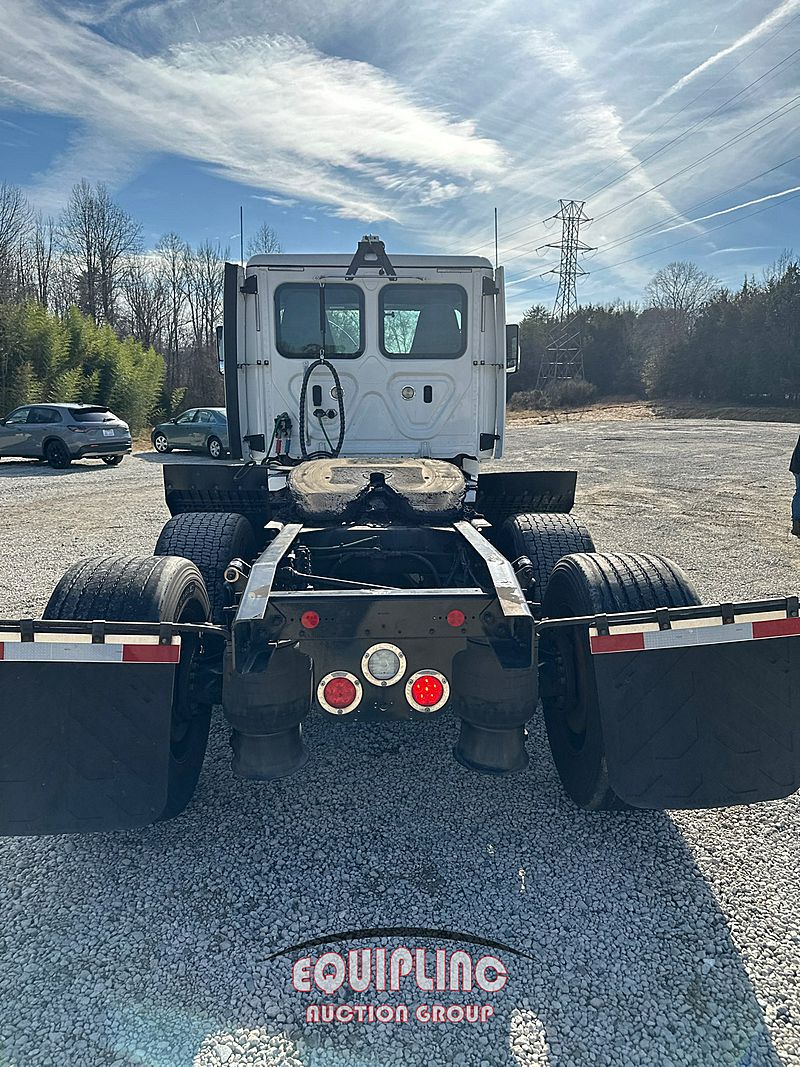 2019 Freightliner Cascadia