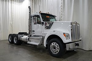 2026 Kenworth W990