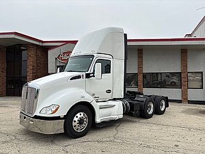 2019 Kenworth T680 - Day Cab