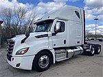 2021 Freightliner Cascadia 126