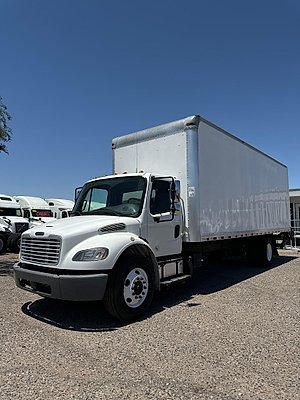 2018 Freightliner M2 106 - Box Van
