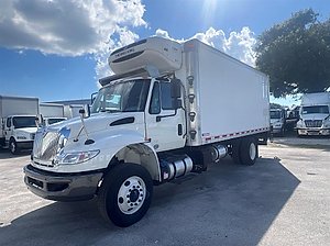 2018 International DuraStar 4300