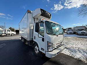 2016 Isuzu NRR