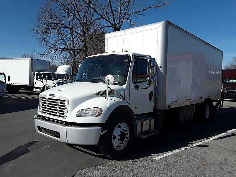 2018 Freightliner M2 106