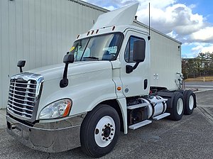 2019 Freightliner Cascadia 125