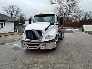 2019 International LT625 - Day Cab