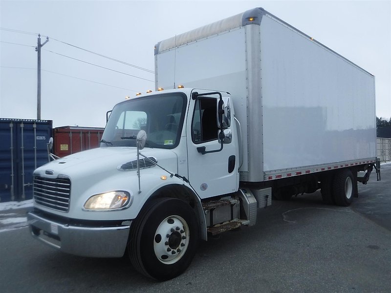 2018 Freightliner M2 106