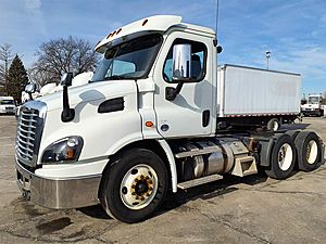 2018 Freightliner Cascadia 113