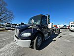 2018 Freightliner M2 106