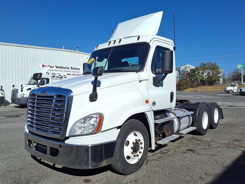 2019 Freightliner CASCADIA 125
