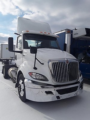 2019 International RH613 - Day Cab