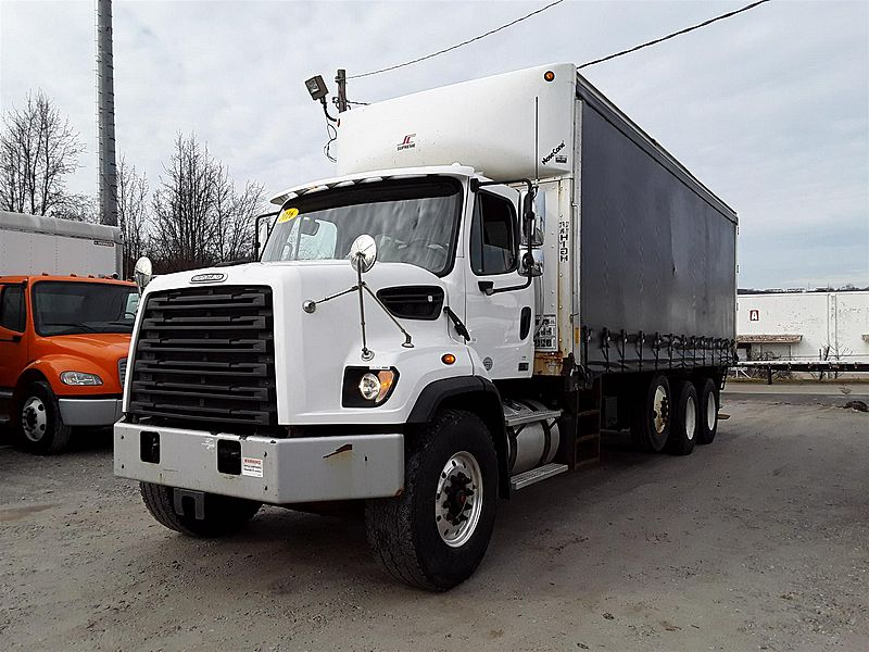2016 Freightliner 108SD