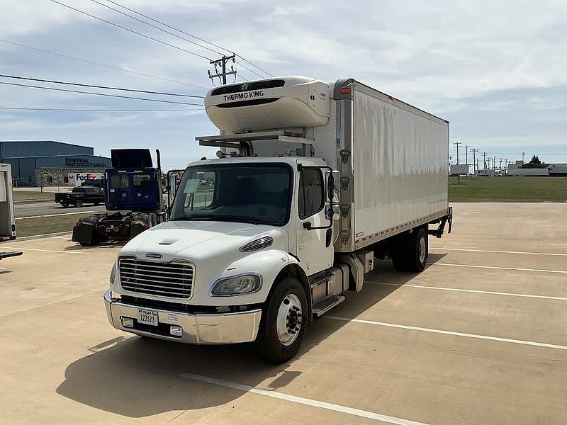 2016 Freightliner M2 106