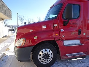 2016 Freightliner Cascadia - Sleeper Truck