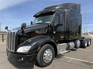 2019 Peterbilt 579 - Sleeper Truck