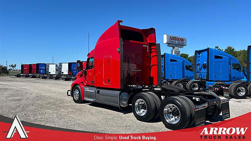 2021-peterbilt-579.2.jpg