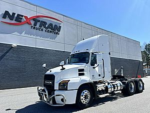2021 Mack Anthem AN64T - Day Cab