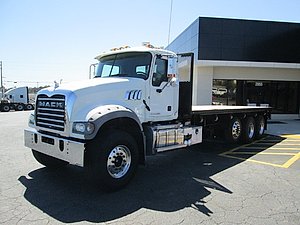 2016 Mack Granite GU713