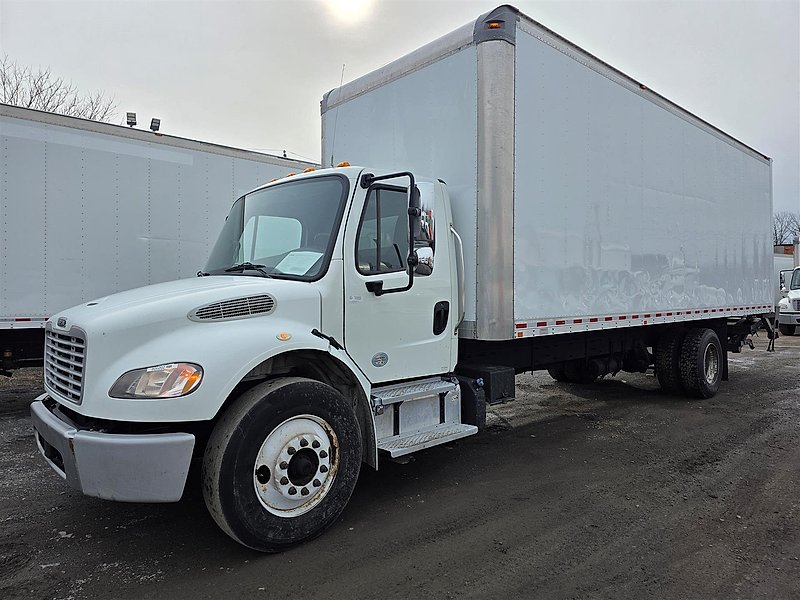 2018 Freightliner M2 106