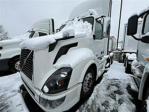 2017 Volvo VNL64T