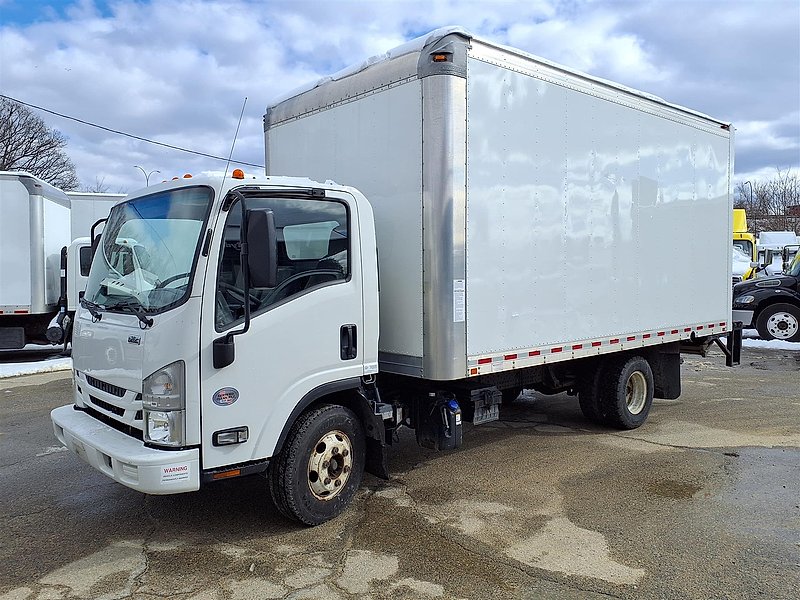 2019 Isuzu NPR HD